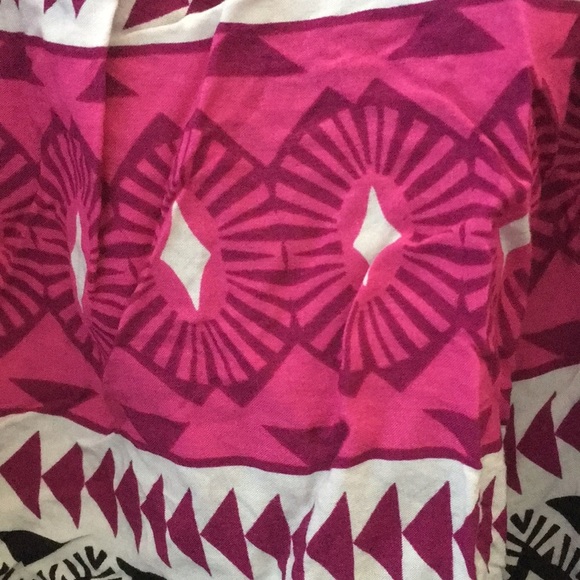 FINAL MARKDOWN OLD navy top xl - Picture 3 of 7